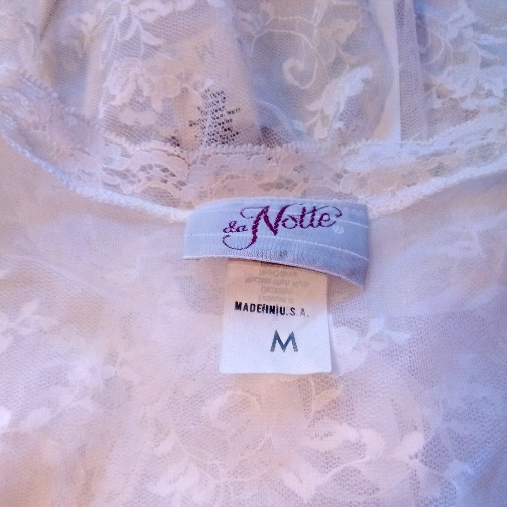 Da Notte 🌹 Lace Negligee - Picture 3 of 5
